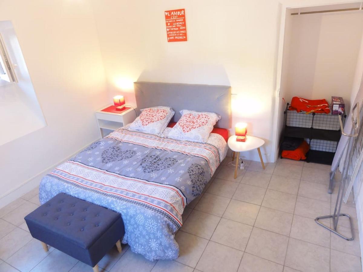 Au Petit Marcadal **Sanctuaires, Hopital, Gare** Apartman Lourdes Kültér fotó