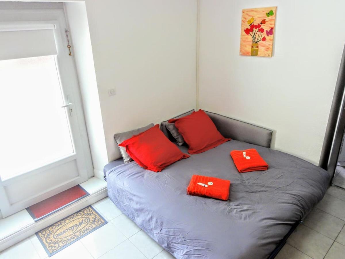 Au Petit Marcadal **Sanctuaires, Hopital, Gare** Apartman Lourdes Kültér fotó